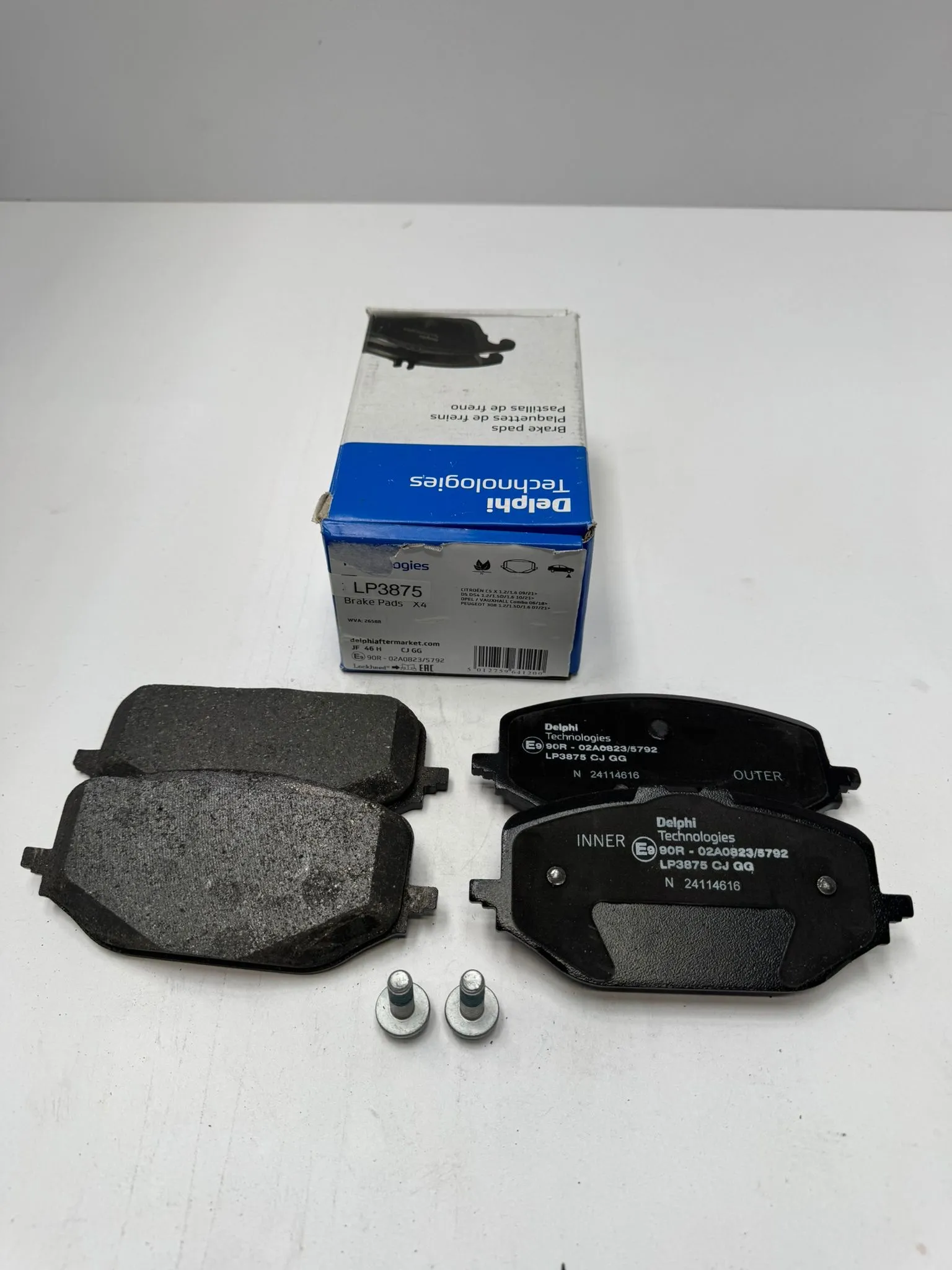 BRAKE PADS 